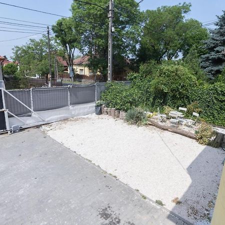 Hi-Bp Garden City Batsanyi Tiny House Near The City Train With Free Parking Budapest Eksteriør bilde